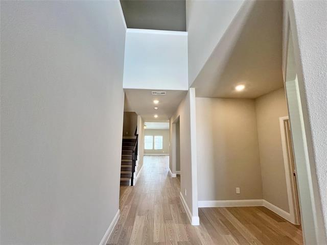 Building Photo - 678 Woodland Ave