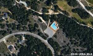 Building Photo - 656 Fawn Dr