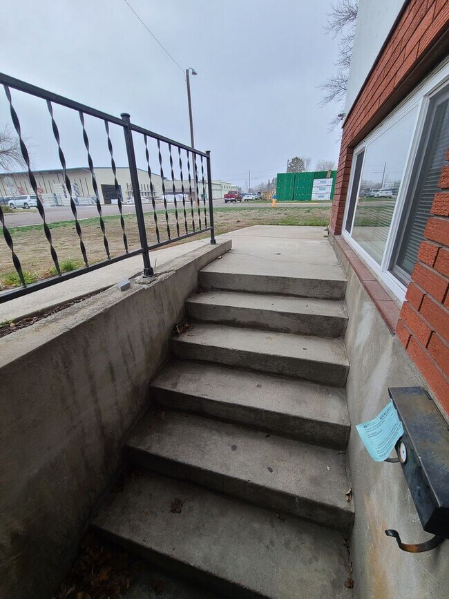 Building Photo - Knowles 4-Plex