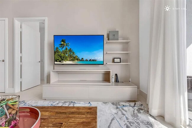 Building Photo - 4111 S Ocean Dr