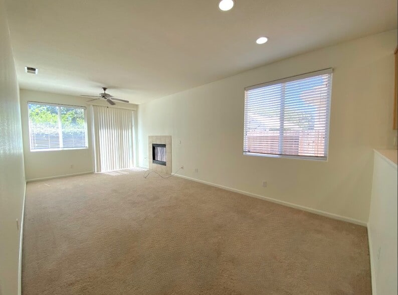 Building Photo - 436 Jacobs Dr