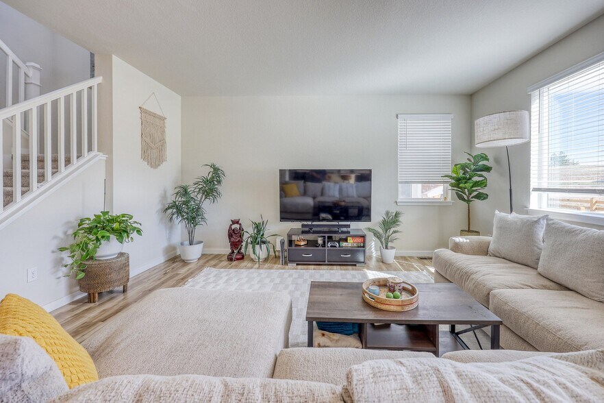Building Photo - 13980 Bunny Hop Ln