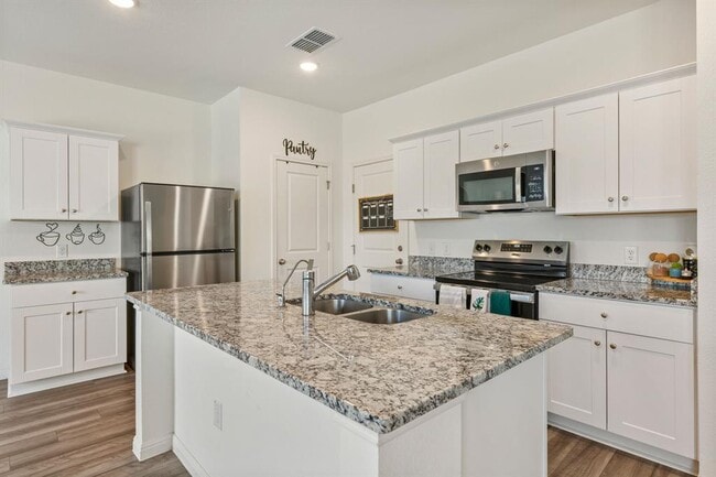 Building Photo - 220 Dirty Harry Dr