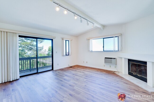 Building Photo - Private Saratoga Mountain Retreat Just Minutes from Downtown