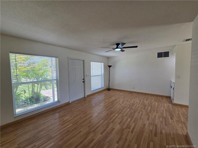 Building Photo - 2648 Rockcrest Ct