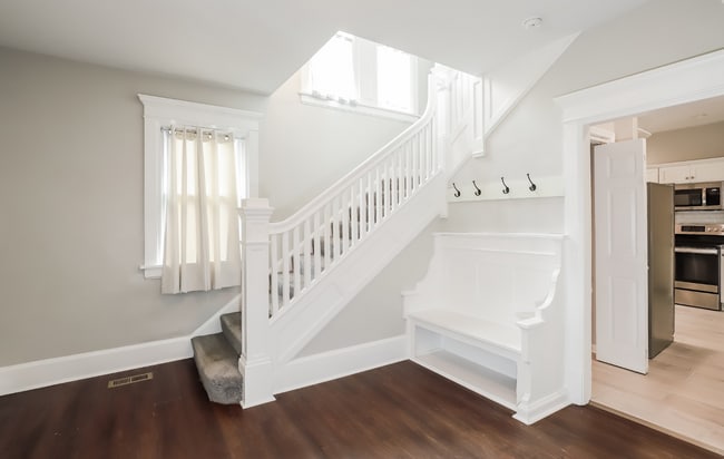 Building Photo - Don't miss out on this beautiful home!