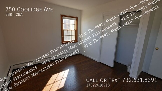 Building Photo - 750 Coolidge Ave