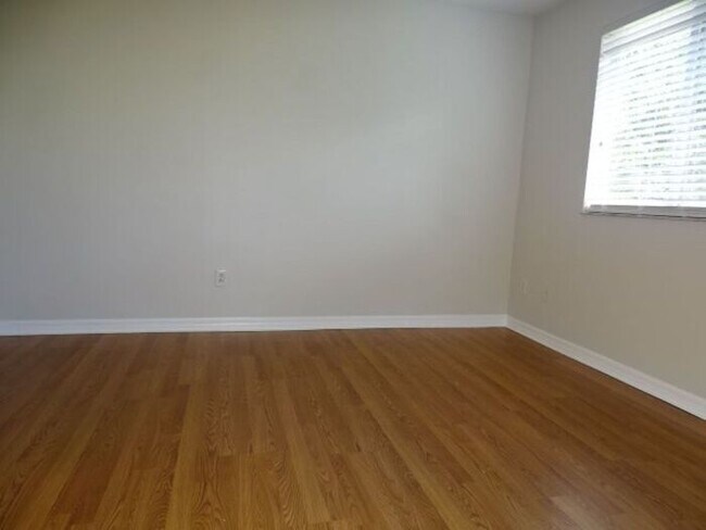 Building Photo - Charming 3-Bedroom Townhome in Winter Garden!