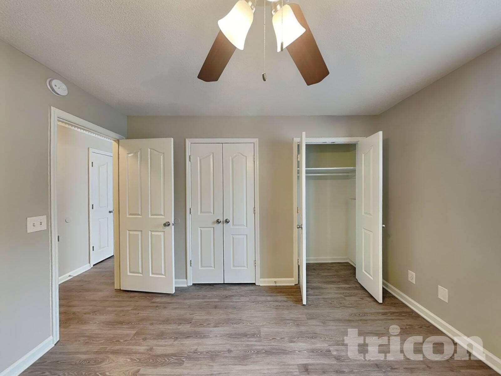 Building Photo - 337 Montclaire Ln