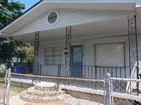 Building Photo - 2218 Odessa St