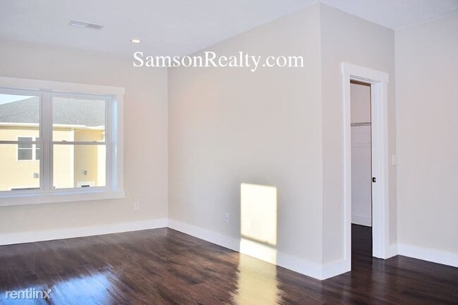 Building Photo - 3 br, 2.5 bath Condo - 1 Charlies Way
