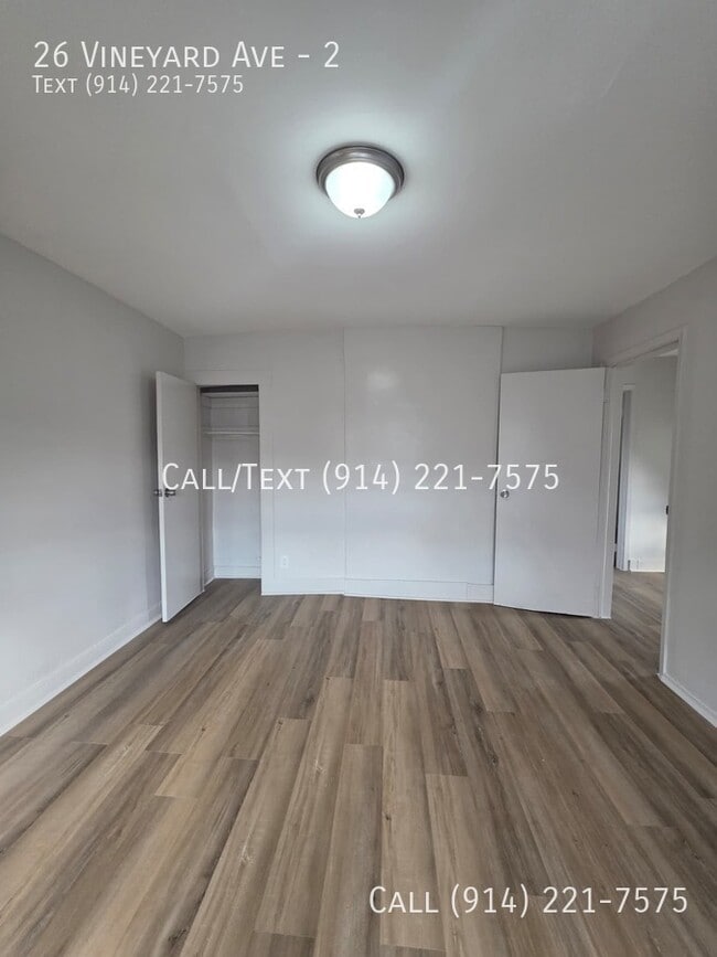 Building Photo - 26 Vineyard Ave