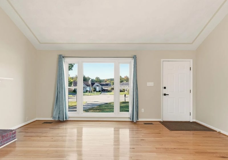 Building Photo - 10413 Gisela Ct