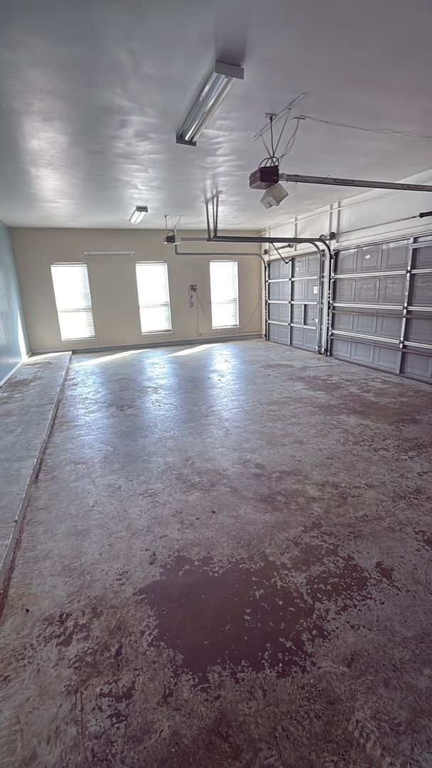 Building Photo - Rental Property