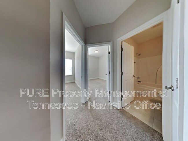 Building Photo - 1750 Park Terrace Ln