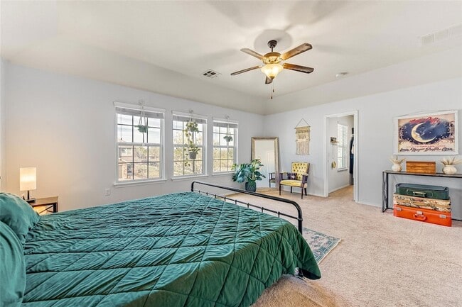 Building Photo - 7233 Crestone Rd