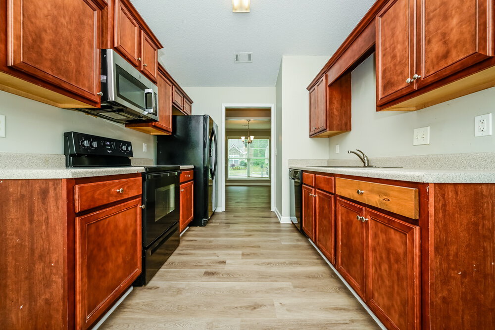 Building Photo - 3896 Pine Village Pl