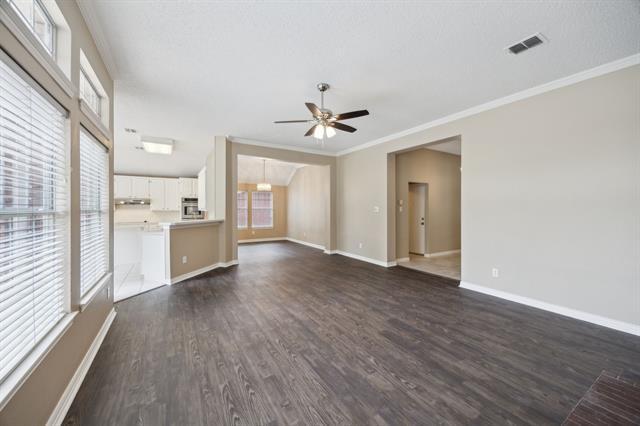 Building Photo - 5605 Belle Chasse Ln