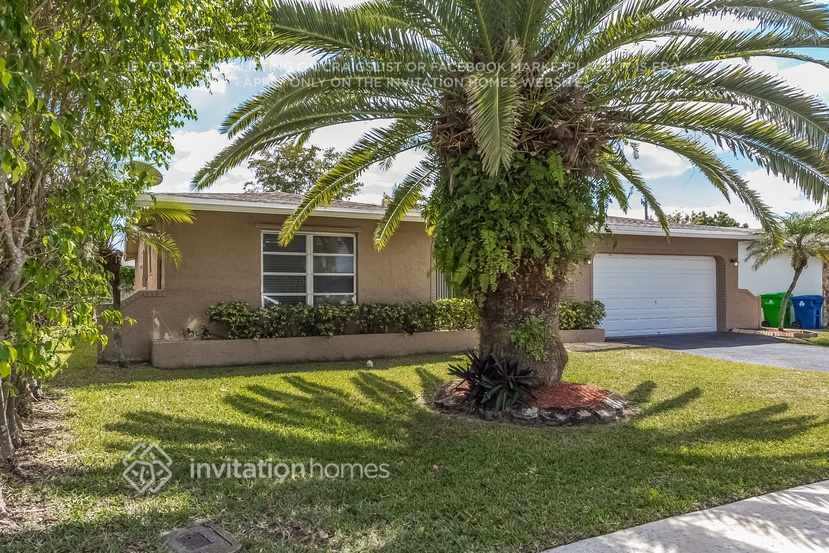 Building Photo - 11860 NW 29th Pl