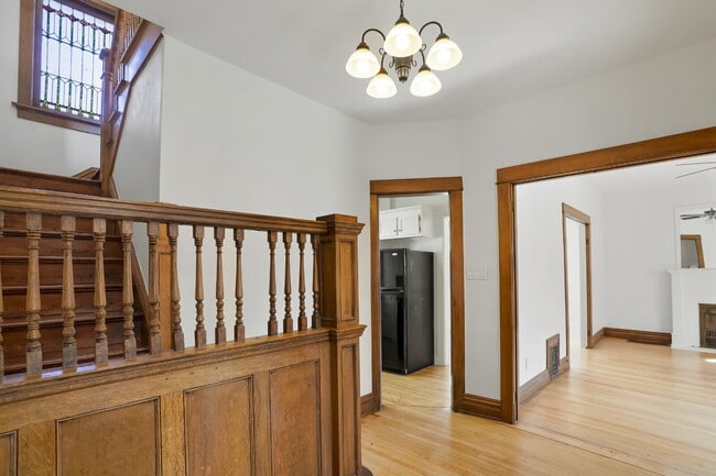 Building Photo - Historic 3 bedroom townhome with recent upgrades.