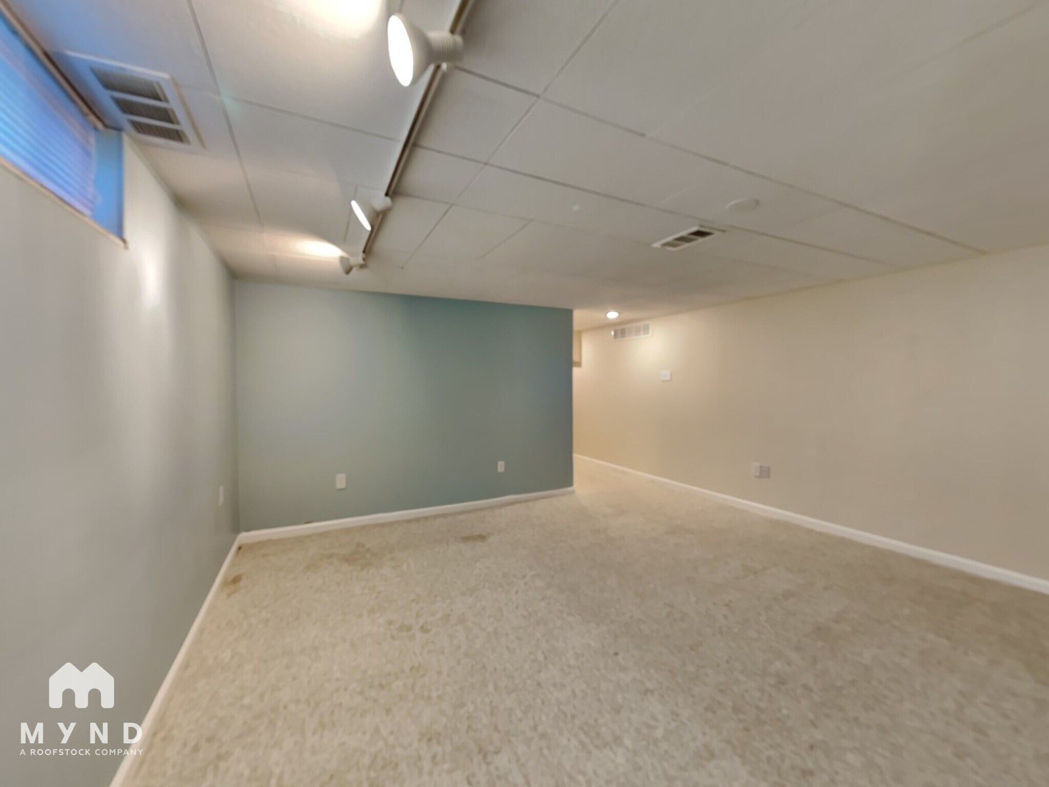 Building Photo - 1076 S Monroe St