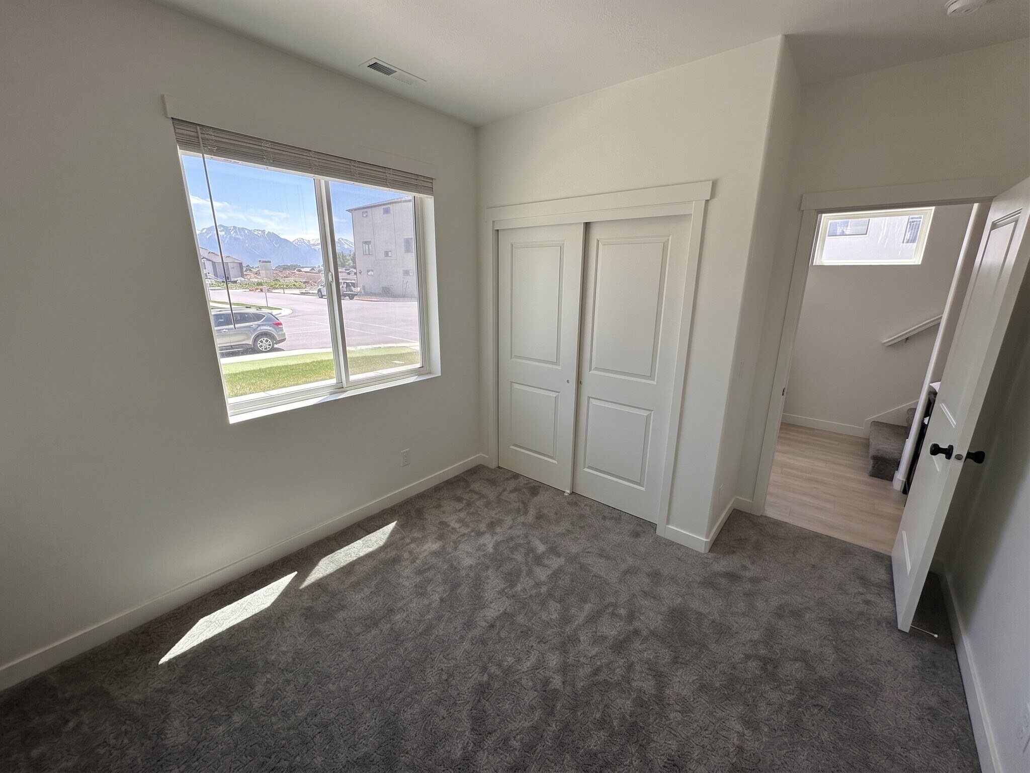 Building Photo - 476 S 900 W