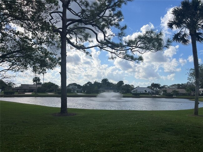 Building Photo - 6198 Brandon St