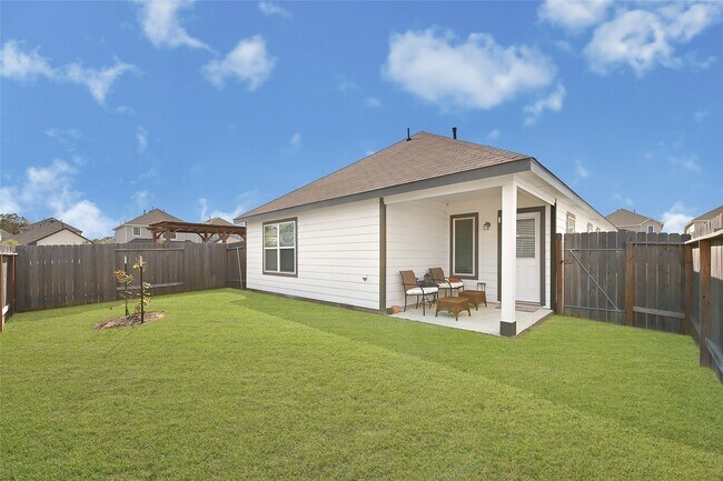 Building Photo - 1329 Mount Blanc Path