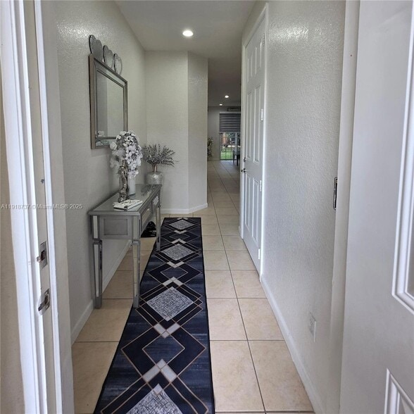 Building Photo - 2612 SW 81st Terrace