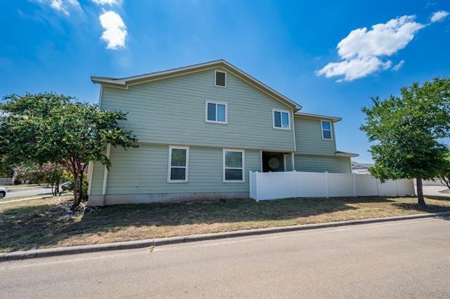 Building Photo - 939 Alamo Plaza Dr