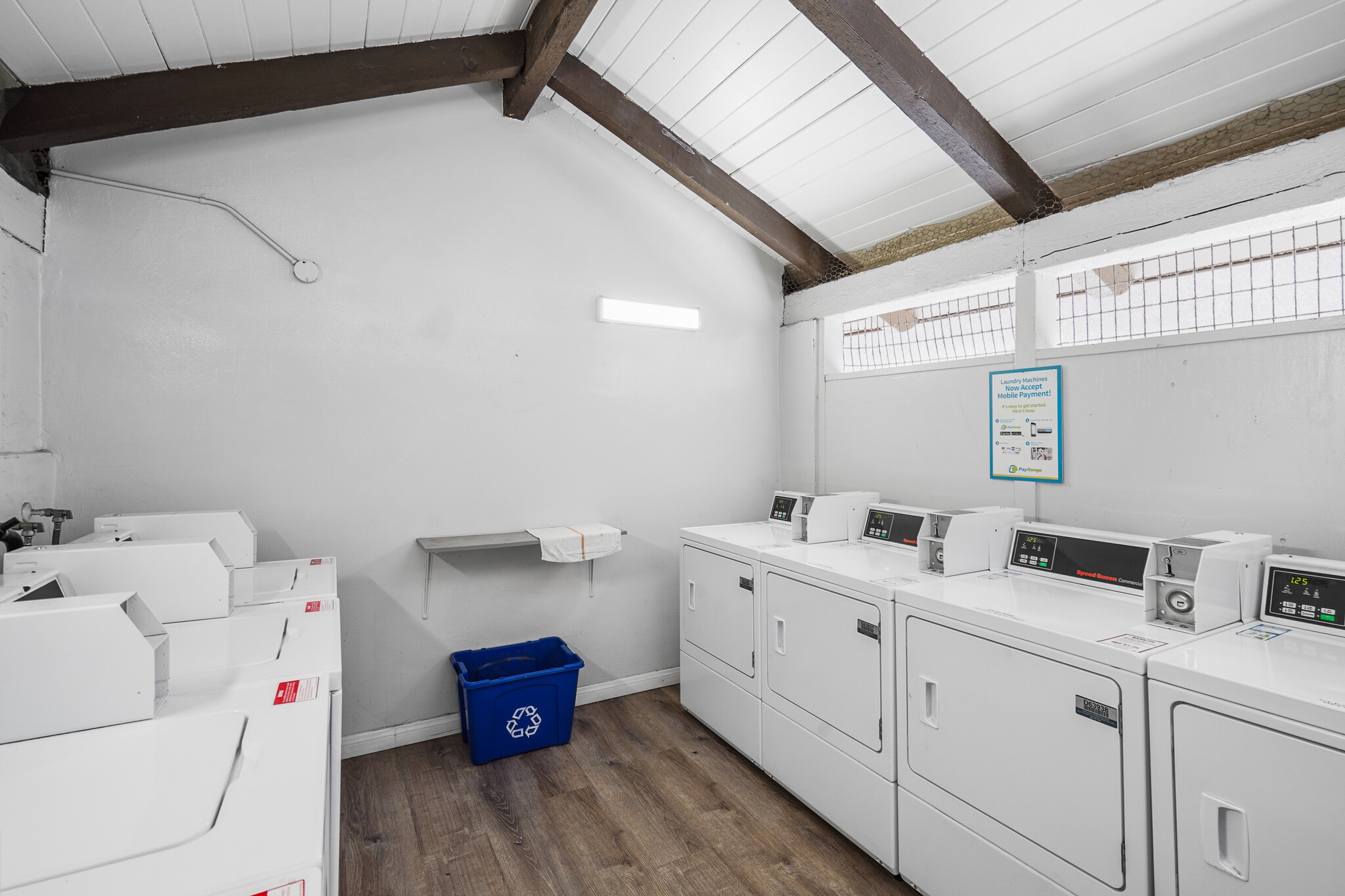 Building Photo - 4633 Marine Ave