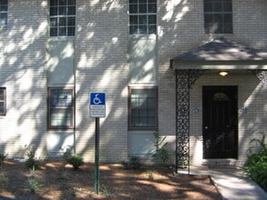 Building Photo - 2/2 Condo In The Midtown At Meridian Community...$1300.00 Per Month