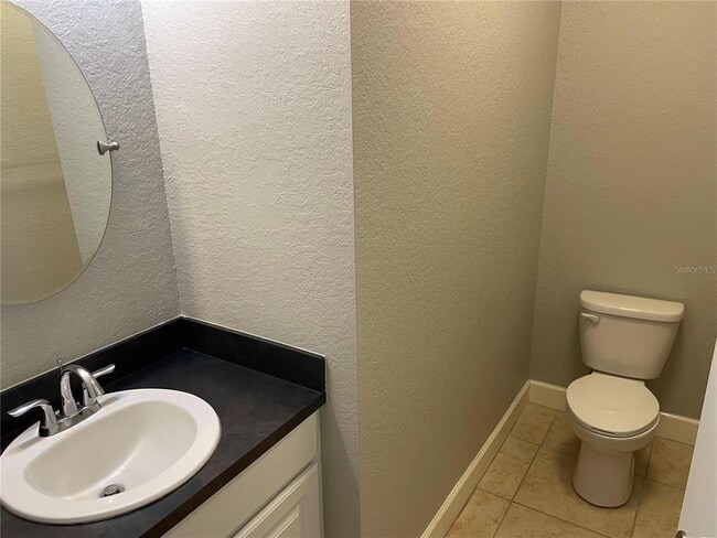 Building Photo - 165 Alexander Woods Dr