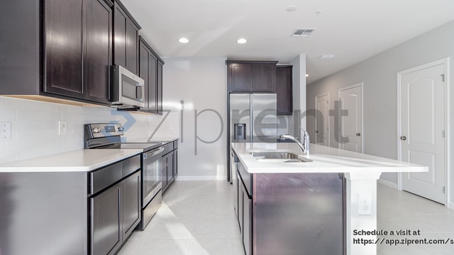 Building Photo - 432 Cape Honeysuckle Pl