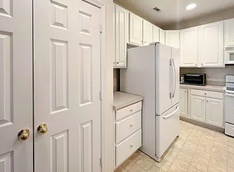 Building Photo - Mariners Way