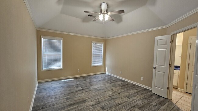 Building Photo - 6967 Showboat Ln