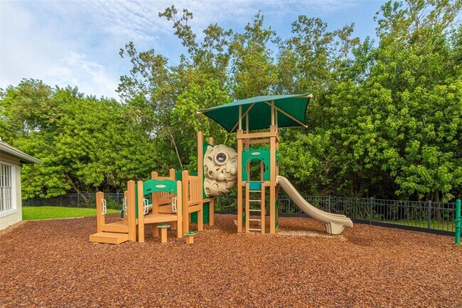 Building Photo - 2546 Crown Ridge Cir