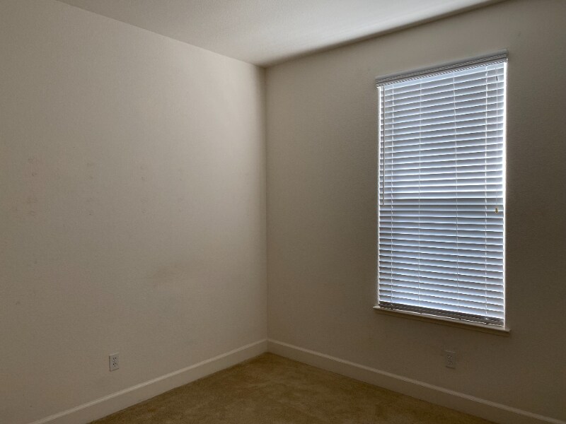 Building Photo - 3139 Flagler Way