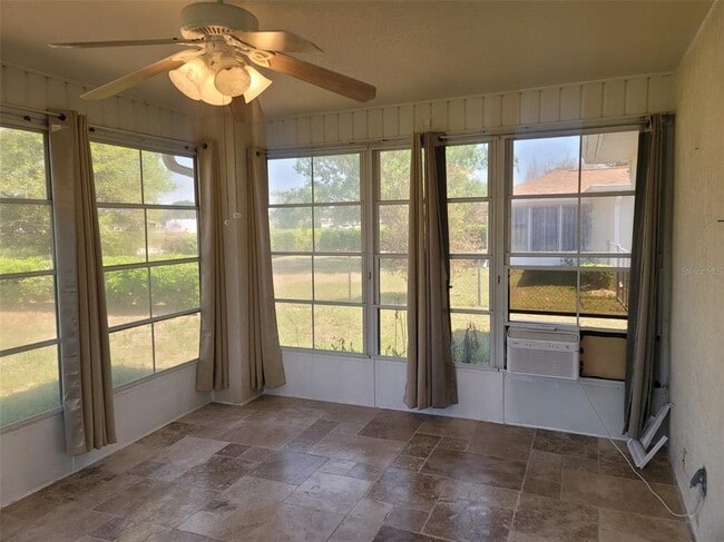 Building Photo - 10202 SW 61st Terrace Rd