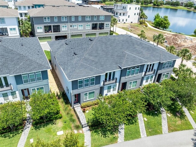 Building Photo - 8673 Tavistock Lakes Blvd