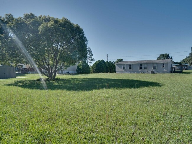 Building Photo - 3 Bedroom Single Family Home in Lady Lake