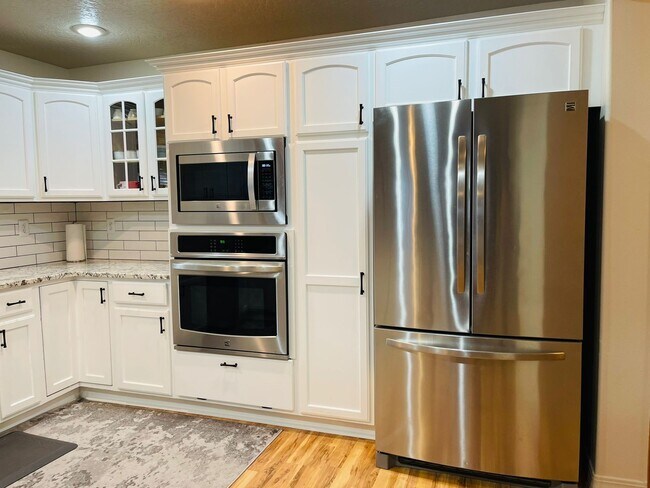 Building Photo - 2521 E Indian Creek Ct