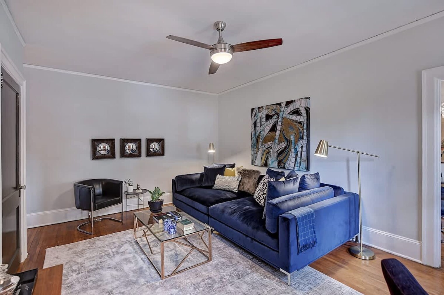 Building Photo - 518 Lamar Ave