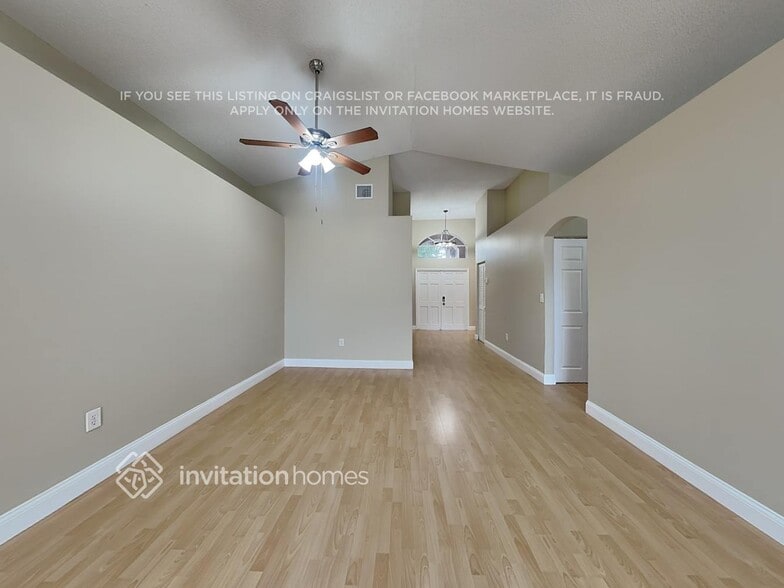 Building Photo - 5459 NW 120th Ave