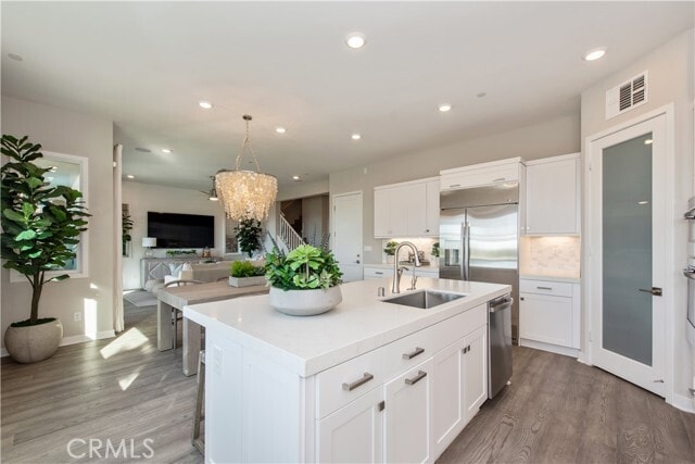 Building Photo - 551 Serrano Summit Dr