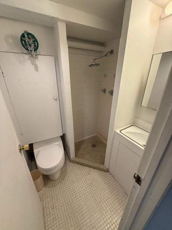 Building Photo - 67 W 83rd St