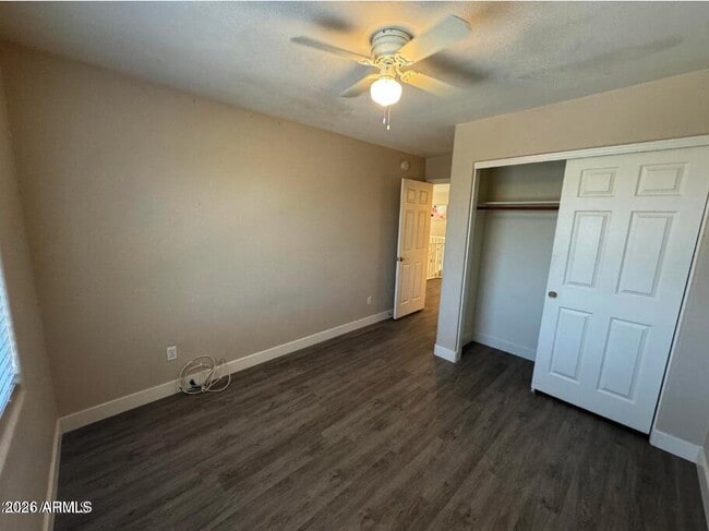 Building Photo - 1470 W Armstrong Way