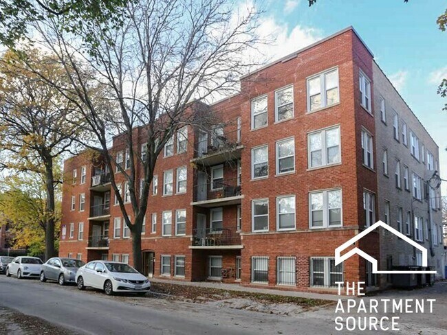 Building Photo - 2520 W Leland Ave