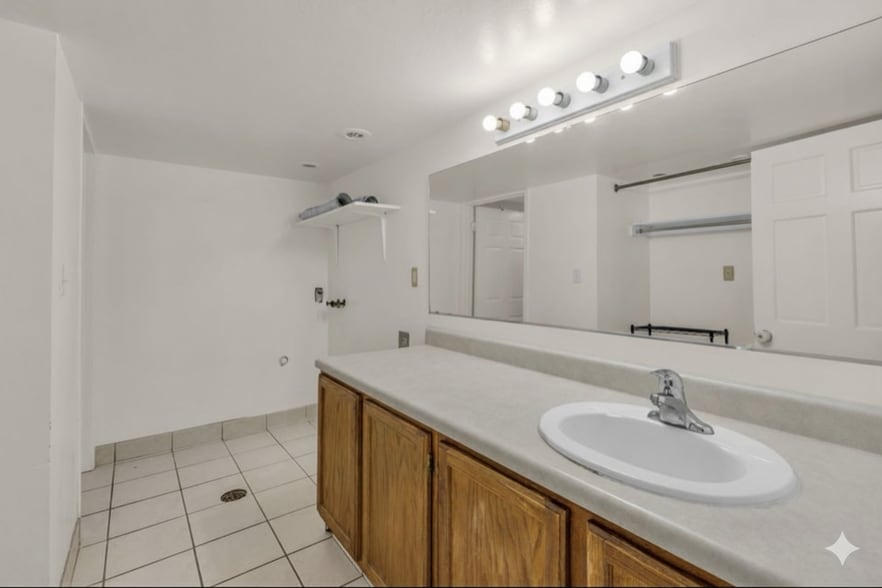 Building Photo - 2321 Harvest Ln