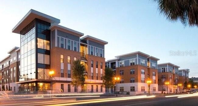 Primary Photo - 776 N Orange Ave